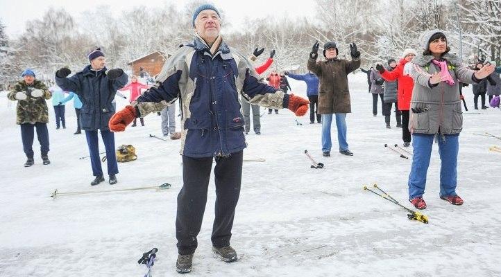 Активные пенсионеры займутся скандинавской ходьбой в усадьбе «Свиблово»